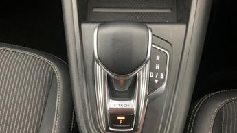 Renault Captur 1.6 E-TECH E-Tech engineered SUV 5dr Petrol Hybrid Auto Euro 6 (