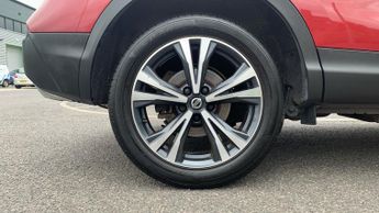 Nissan Qashqai 1.3 DIG-T N-Connecta SUV 5dr Petrol DCT Auto Euro 6 (s/s) (160 p