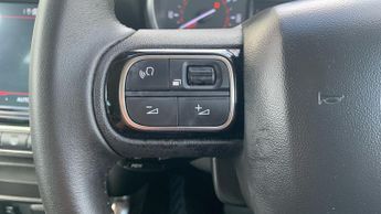 Citroen C3 Aircross 1.2 PureTech PLUS SUV 5dr Petrol EAT6 Euro 6 (s/s) (130 ps)