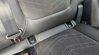 Vauxhall Grandland 1.2 Turbo Ultimate SUV 5dr Petrol Auto Euro 6 (s/s) (130 ps)