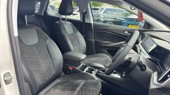 Vauxhall Grandland 1.2 Turbo Ultimate SUV 5dr Petrol Auto Euro 6 (s/s) (130 ps)