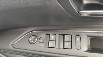 Peugeot 3008 SUV 1.2 PureTech Allure Premium + SUV 5dr Petrol EAT Euro 6 (s/s) (1