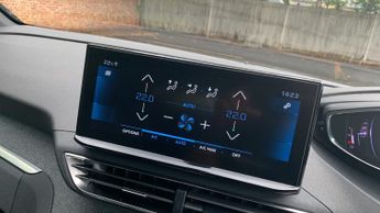 Peugeot 3008 SUV 1.2 PureTech Allure Premium + SUV 5dr Petrol EAT Euro 6 (s/s) (1