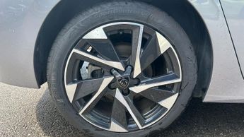 Peugeot 308 1.2 PureTech Allure Premium Hatchback 5dr Petrol EAT Euro 6 (s/s