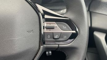 Peugeot 308 54kWh Allure Hatchback 5dr Electric Auto (156 ps)