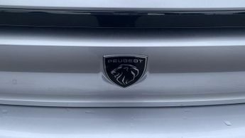 Peugeot 308 54kWh Allure Hatchback 5dr Electric Auto (156 ps)