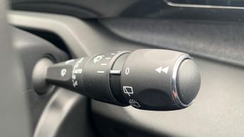 Peugeot 308 54kWh Allure Hatchback 5dr Electric Auto (156 ps)