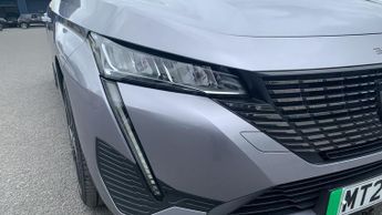 Peugeot 308 54kWh Allure Hatchback 5dr Electric Auto (156 ps)