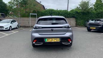Peugeot 308 54kWh Allure Hatchback 5dr Electric Auto (156 ps)