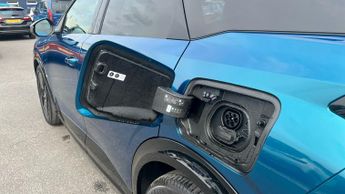 Peugeot 3008 73kWh GT SUV 5dr Electric Auto (210 ps)