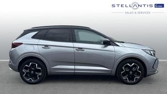 Vauxhall Grandland 1.2 Turbo Ultimate SUV 5dr Petrol Auto Euro 6 (s/s) (130 ps)