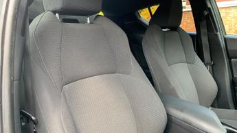 Toyota C-Hr 1.8 VVT-h Icon SUV 5dr Petrol Hybrid CVT Euro 6 (s/s) (122 ps)
