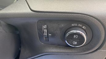 Vauxhall Grandland X 1.6 Turbo Ultimate SUV 5dr Petrol Auto Euro 6 (s/s) (180 ps)