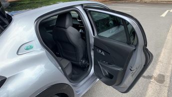 Peugeot 208 50kWh GT Line Hatchback 5dr Electric Auto (136 ps)