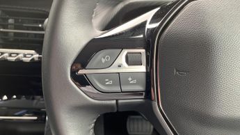Peugeot 208 50kWh Allure Premium Auto 5dr (7kW Charger)