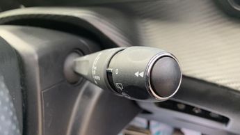 Peugeot 2008 50kWh GT Premium SUV 5dr Electric Auto (7kW Charger) (136 ps)