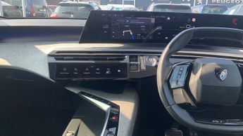 Peugeot 3008 73kWh GT SUV 5dr Electric Auto (210 ps)