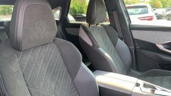 Peugeot 3008 73kWh GT SUV 5dr Electric Auto (210 ps)