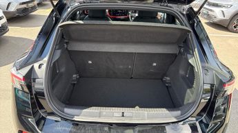 Vauxhall Mokka Electric 50kWh SRi Nav Premium SUV 5dr Electric Auto (136 ps)
