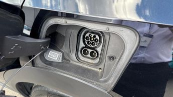 Vauxhall Mokka Electric 50kWh SRi Nav Premium SUV 5dr Electric Auto (136 ps)