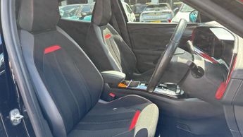 Vauxhall Mokka Electric 50kWh SRi Nav Premium SUV 5dr Electric Auto (136 ps)