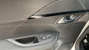 Peugeot 2008 50kWh Allure Premium SUV 5dr Electric Auto (136 ps)