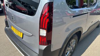 Peugeot Rifter 50kWh Allure Premium Long MPV 5dr Electric Auto (7.4kW Charger) 