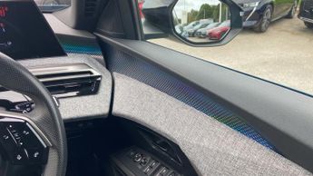 Peugeot 3008 SUV 1.2 MHEV GT SUV 5dr Petrol Hybrid e-DSC Euro 6 (s/s) (136 ps)