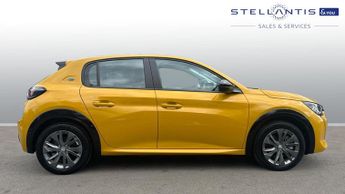 Peugeot 208 50kWh Allure Hatchback 5dr Electric Auto (136 ps)