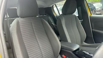 Peugeot 208 50kWh Allure Hatchback 5dr Electric Auto (136 ps)