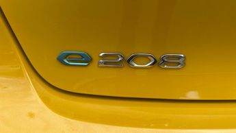 Peugeot 208 50kWh Allure Hatchback 5dr Electric Auto (136 ps)