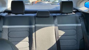 Citroen C4 X 50kWh Shine Fastback 4dr Electric Auto (7.4kW Charger) (136 ps)