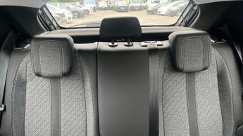 Peugeot 208 50kWh E-Style Hatchback 5dr Electric Auto (7.4kW Charger) (136 p