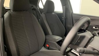 Peugeot 2008 54kWh Active SUV 5dr Electric Auto (7kW Charger) (156 ps)