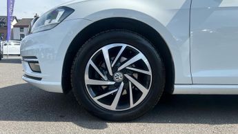 Volkswagen Golf 1.0 TSI Match Hatchback 5dr Petrol DSG Euro 6 (s/s) (115 ps)