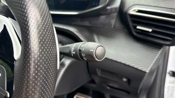 Peugeot 2008 1.2 PureTech GT SUV 5dr Petrol EAT Euro 6 (s/s) (130 ps)