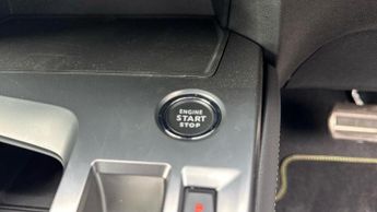 Peugeot 308 54kWh GT Hatchback 5dr Electric Auto (156 ps)