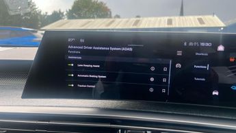 Peugeot 3008 73kWh GT SUV 5dr Electric Auto (210 ps)