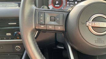 Nissan Qashqai 1.3 DIG-T MHEV Tekna SUV 5dr Petrol Hybrid XTRON Euro 6 (s/s) (1