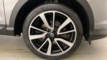 Nissan Qashqai 1.2 DIG-T Tekna SUV 5dr Petrol XTRON 2WD Euro 6 (s/s) (115 ps)