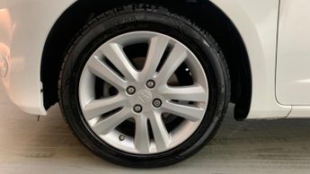Honda Jazz 1.4 i-VTEC EX Hatchback 5dr Petrol CVT Euro 5 (99 ps)