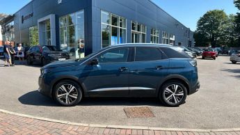 Peugeot 3008 SUV 1.6 14.2kWh Allure SUV 5dr Petrol Plug-in Hybrid e-EAT Euro 6 (s