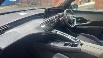 Peugeot 3008 73kWh GT SUV 5dr Electric Auto (210 ps)