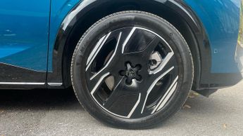 Peugeot 3008 73kWh GT SUV 5dr Electric Auto (210 ps)