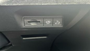 Peugeot 3008 73kWh GT SUV 5dr Electric Auto (210 ps)