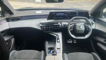 Peugeot 3008 73kWh GT SUV 5dr Electric Auto (210 ps)