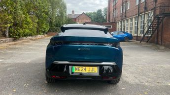 Peugeot 3008 73kWh GT SUV 5dr Electric Auto (210 ps)