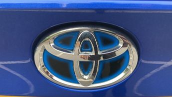 Toyota C-Hr 1.8 VVT-h Icon SUV 5dr Petrol Hybrid CVT Euro 6 (s/s) (122 ps)