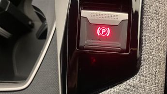 Peugeot 3008 SUV 1.2 MHEV Allure SUV 5dr Petrol Hybrid e-DSC Euro 6 (s/s) (136 ps