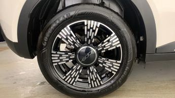 Fiat 600 1.2 MHEV SUV 5dr Petrol Hybrid e-DCT Euro 6 (s/s) (100 ps)